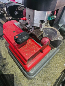 Auto key cutting