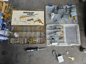 Lock rekeying kit